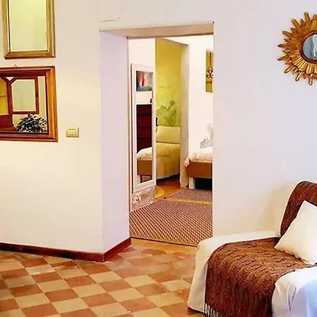Il Cortiletto Semesterbostad Acireale